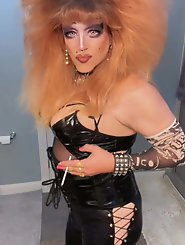 Shelly and Ginger Party Time