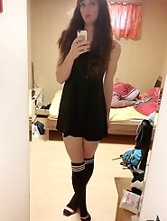 Slender shemale bitches like the taste of semen